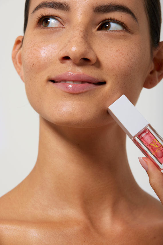 Botanical Lip Oil - Strawberry - Artistboxxx